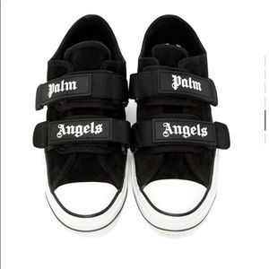 Palm angels size 36(6) fits true to size for 450